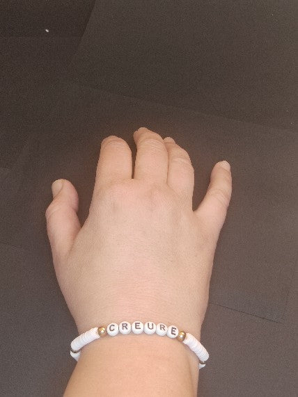 Pulsera con palabras inspiradoras