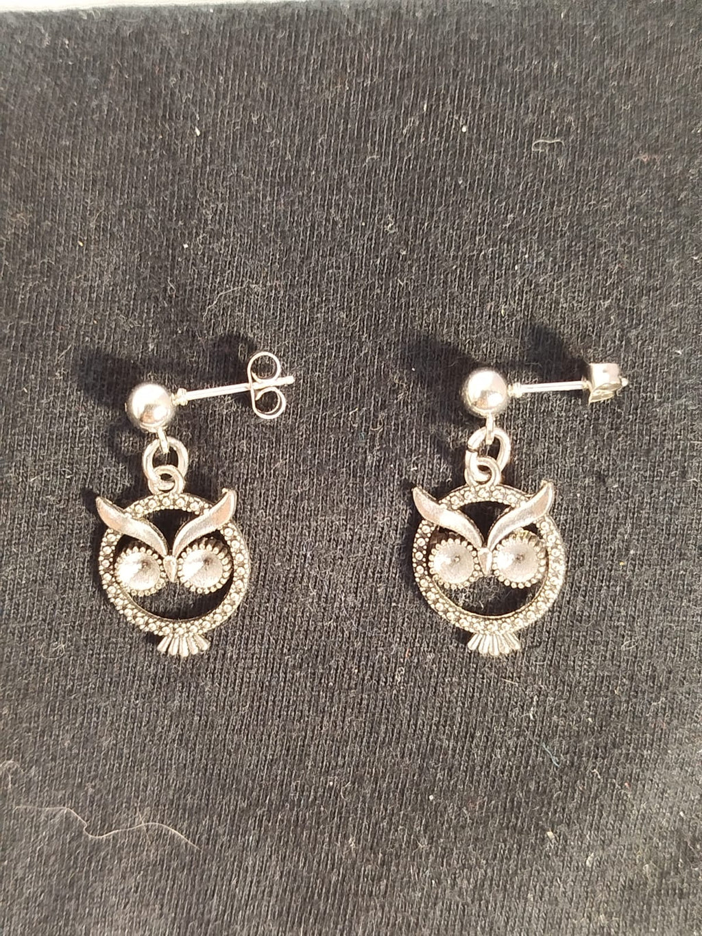 Pendientes buho plateado