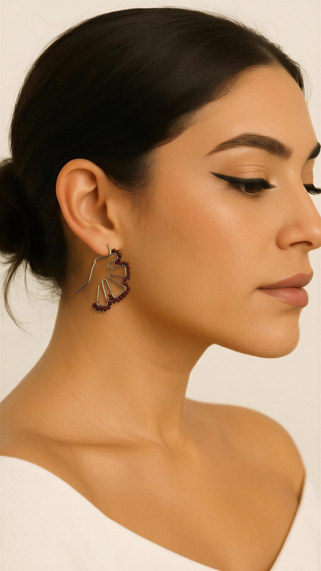 Pendientes alambre dorado pétalos